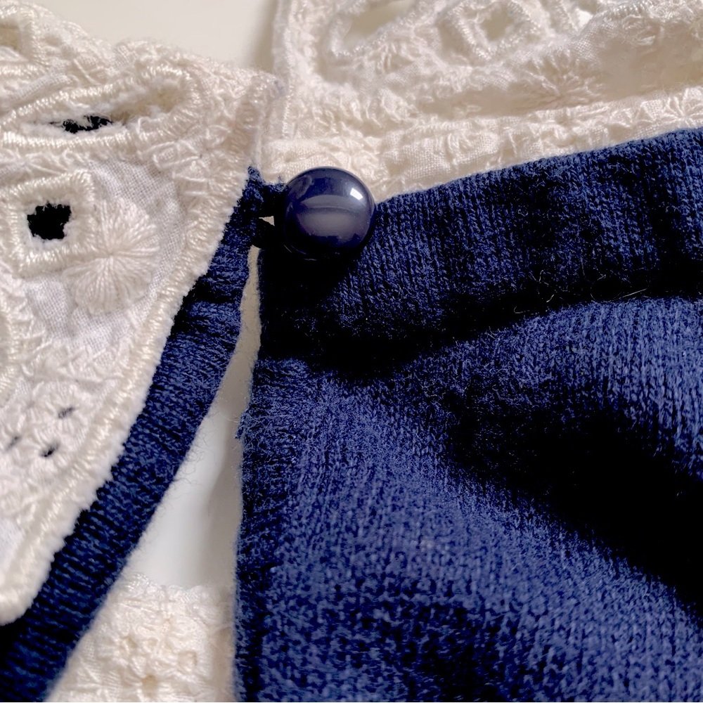 Forever 21 Exclusive Peplum Top with Eyelet Fabric Collar - Picture 3 of 5
